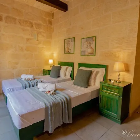 Tan-nanna Feriehus Xagħra