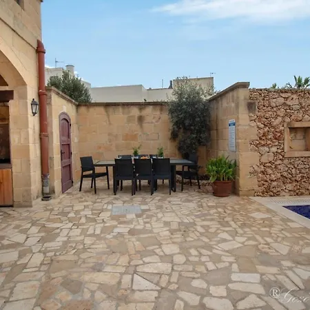 Feriehus Tan-nanna Xagħra